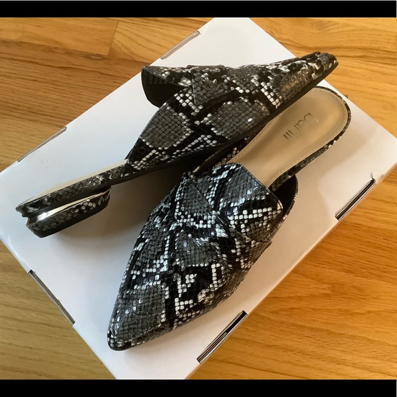 NEW SNAKE DESIGN PRINT SLIDES/ SLIP ON SANDALS GORGEOUSLY BEAUTIFUL - Picture 6 of 8